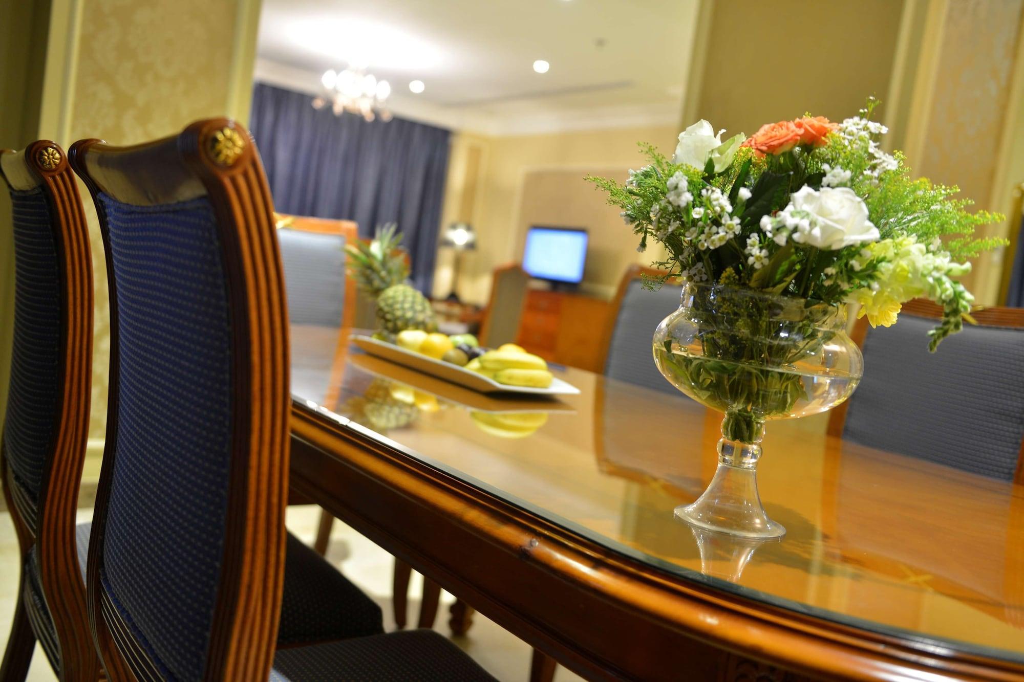 Radisson Blu Hotel, Dhahran Khobar Buitenkant foto